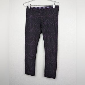 Lululemon Wunder under high rise crop purple
